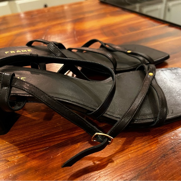 NWOB Frame Le Braxton strappy sandal - Picture 8 of 9